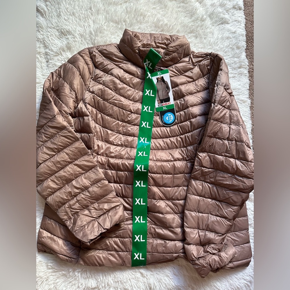 NWT 32 Degrees Heat Jacket, Size XL, Color Metallic Taupe